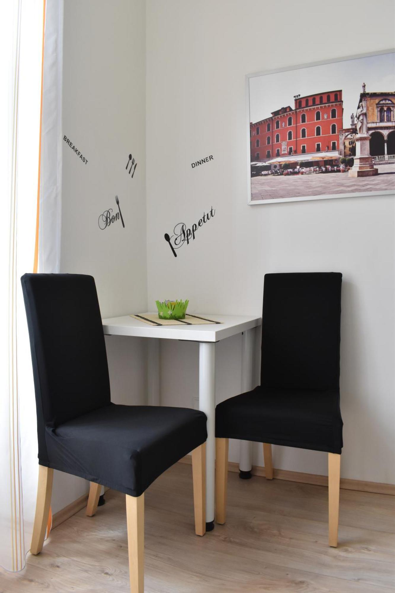 Apartments Verona Karlowe Wary Zewnętrze zdjęcie