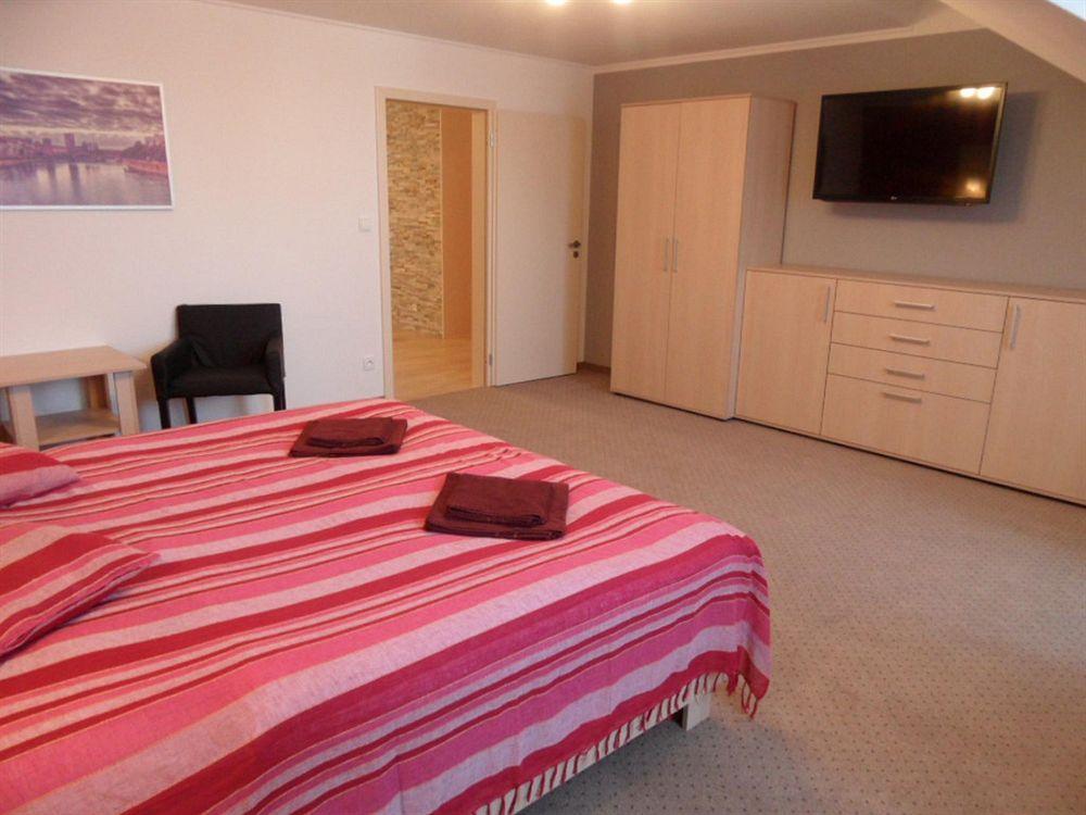 Apartments Verona Karlowe Wary Zewnętrze zdjęcie