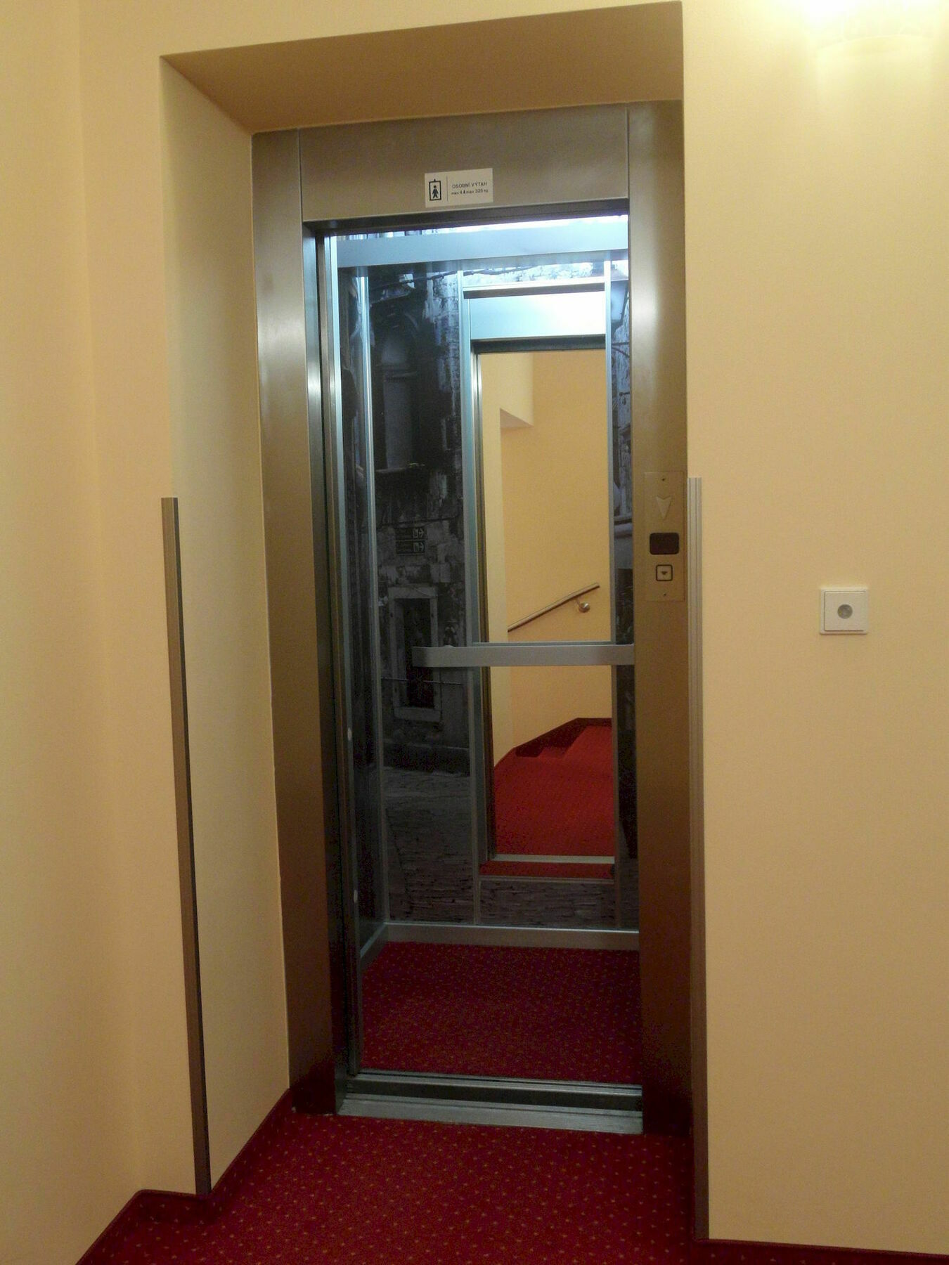 Apartments Verona Karlowe Wary Zewnętrze zdjęcie